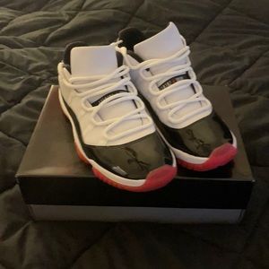 Jordan 11 Low “Concord Bred”